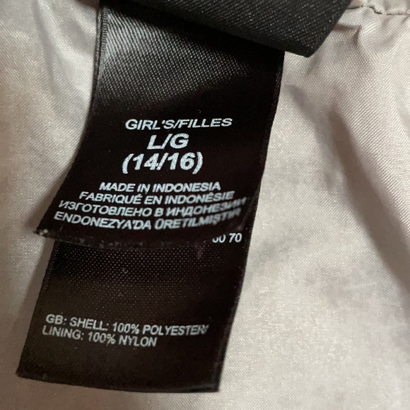 The North Face girls 14/16 jacket - Picture 3 of 8